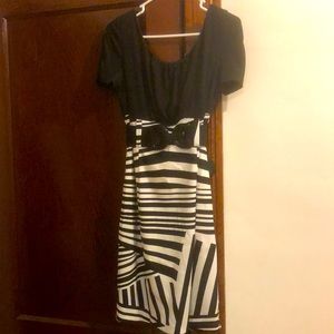 Women’s dress with belt